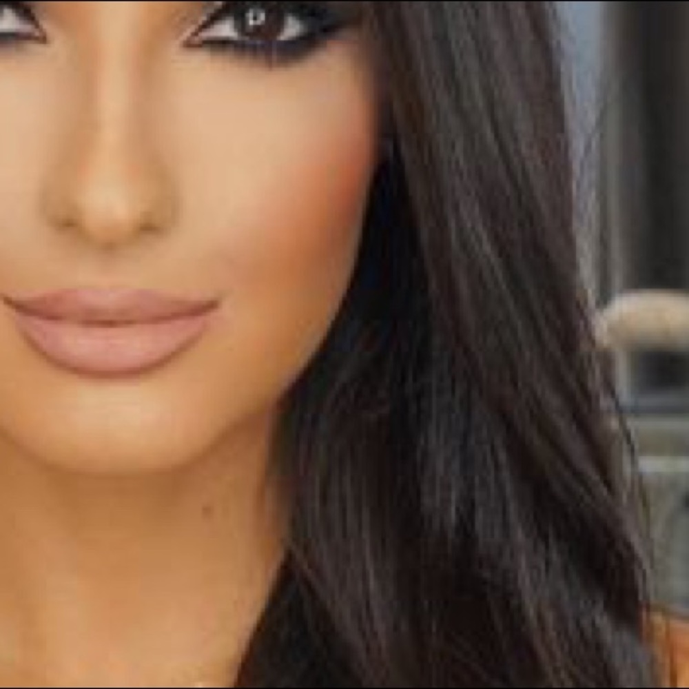 Meet your Posher, Marisol